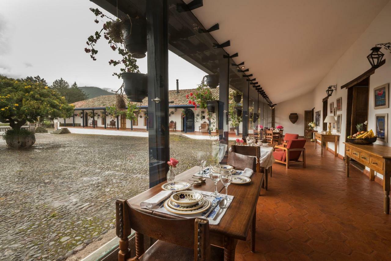 Hacienda Zuleta Hotel Exterior foto